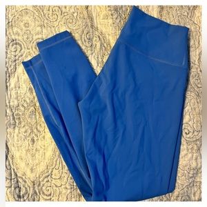 Lululemon Align high rise leggings! Only worn a few times